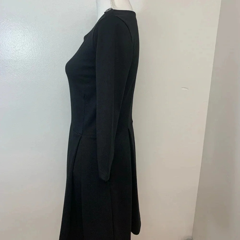 Gap Dress Black XS Knit Drop Waist  3/4 Sleeve Pockets‎ Pleats Back Zip Classic - Picture 4 of 11